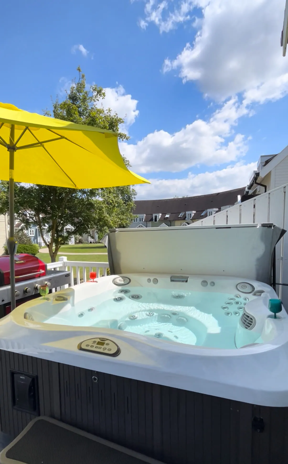 The jacuzzi hot tub on the deck