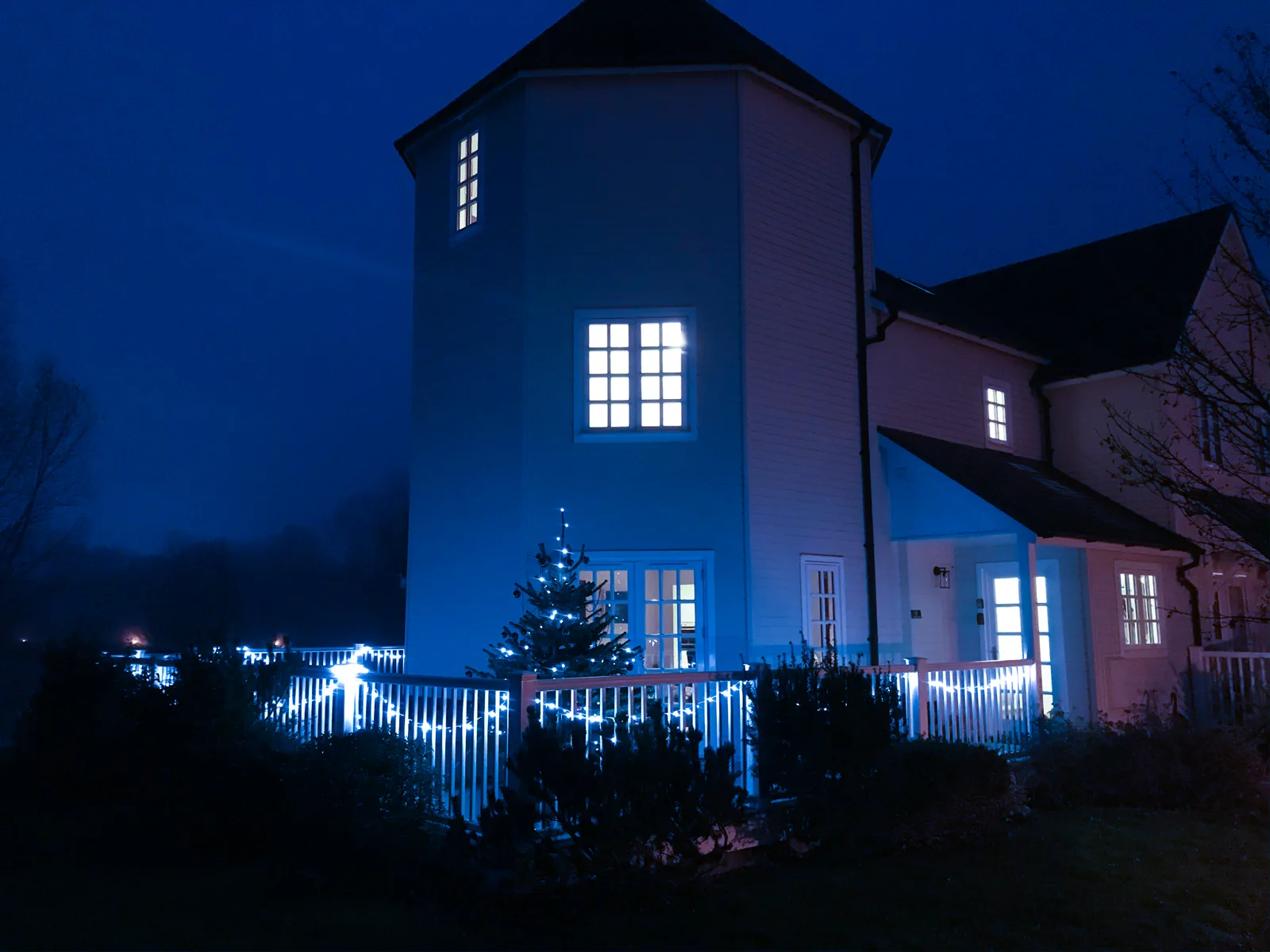 Grey Heron Lodge decorated with christmas lights